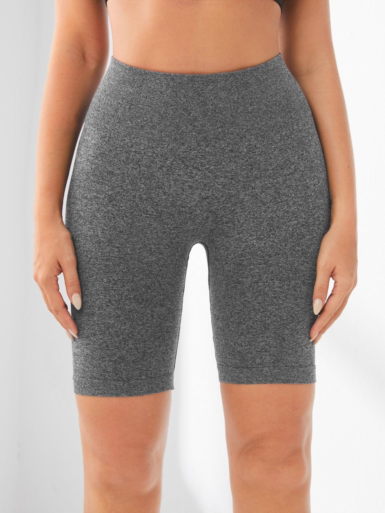 SEAMLESS BIKER SHORTS - pink kangaroo yoga