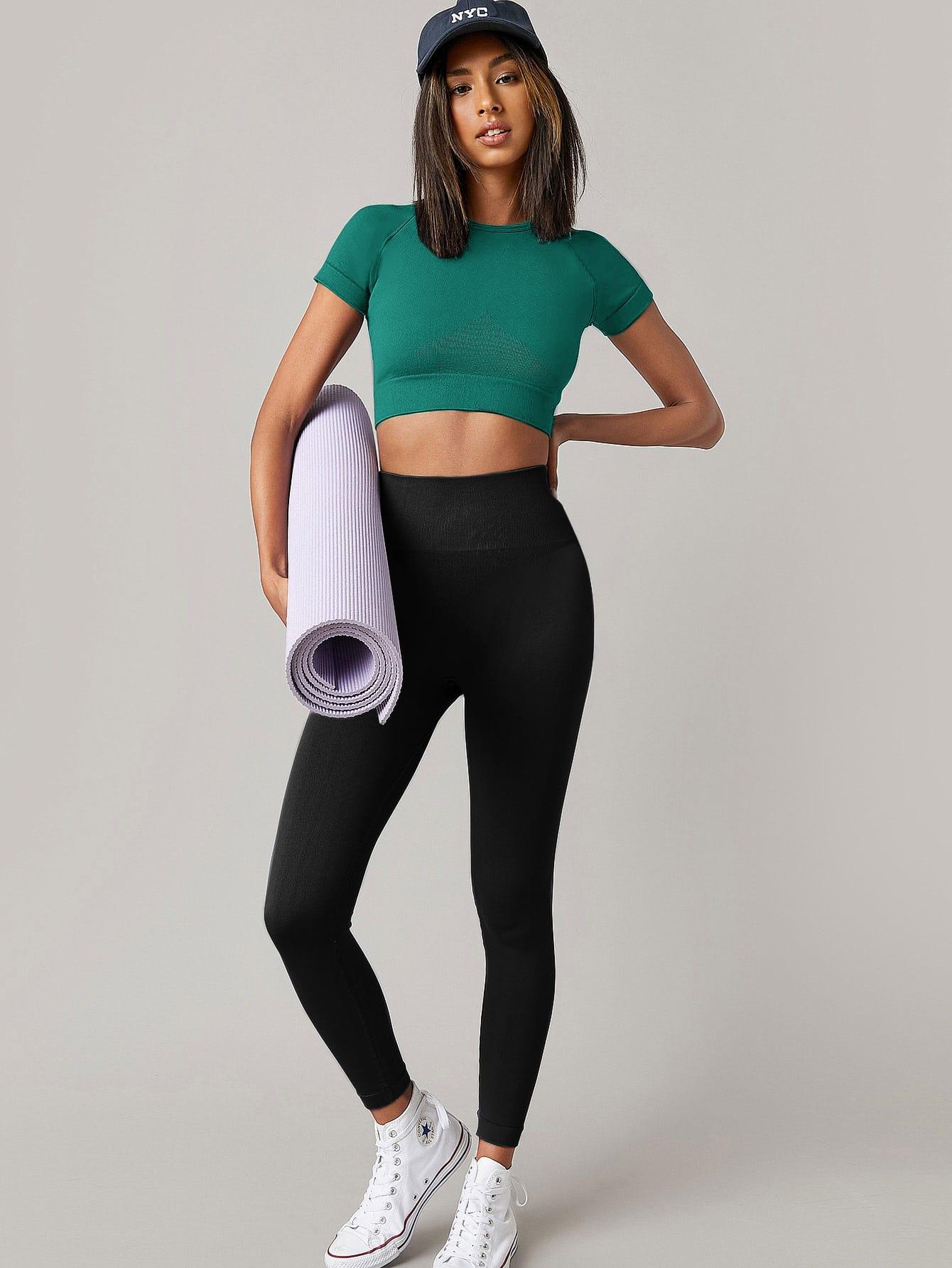 SEAMLESS CROP TOP - pink kangaroo yoga