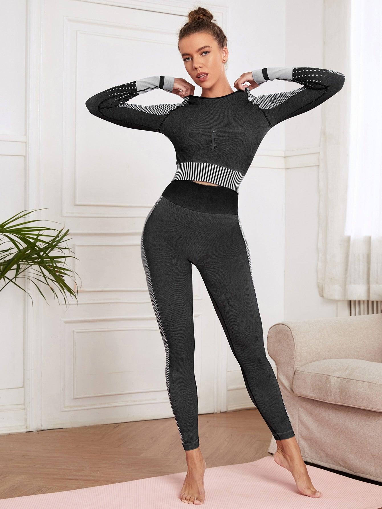 COLORBLOCK STRIPED YOGA SET - pink kangaroo yoga