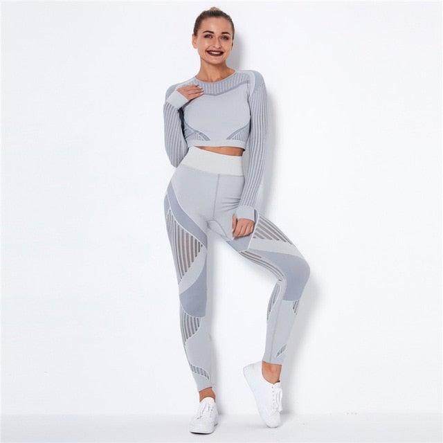 REBEL OUT YOGA SET - pink kangaroo yoga