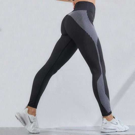 FAST AND FREE LEGGINGS - pink kangaroo yoga